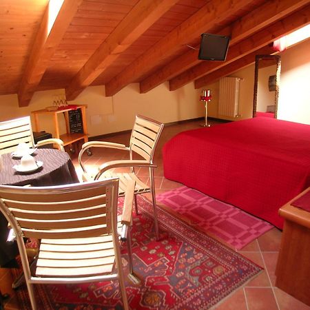 Corte Nuova Apartamento Valeggio sul Mincio Exterior foto